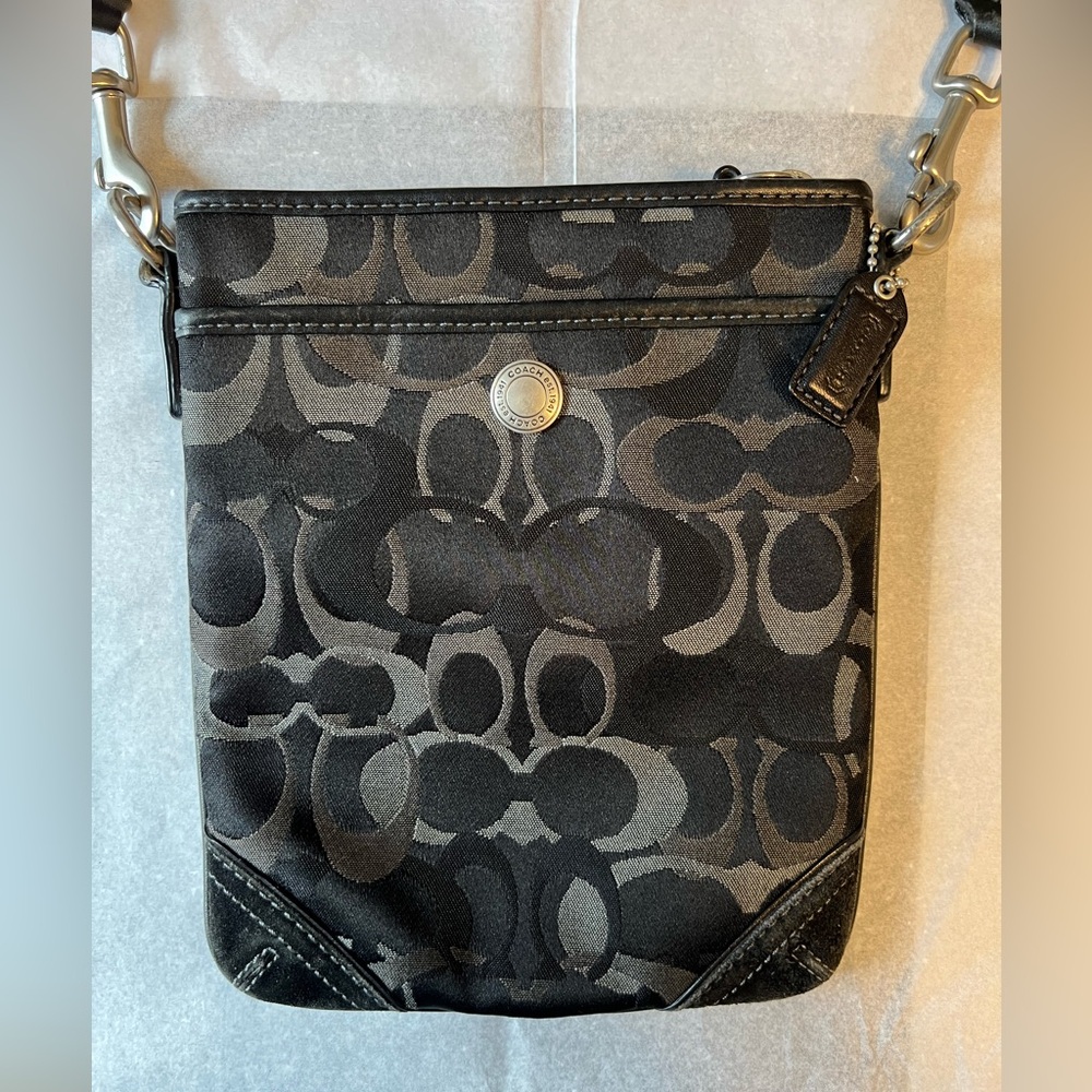 Coach Optic C‎ Cross Body Bag #10148 - Picture 5 of 13